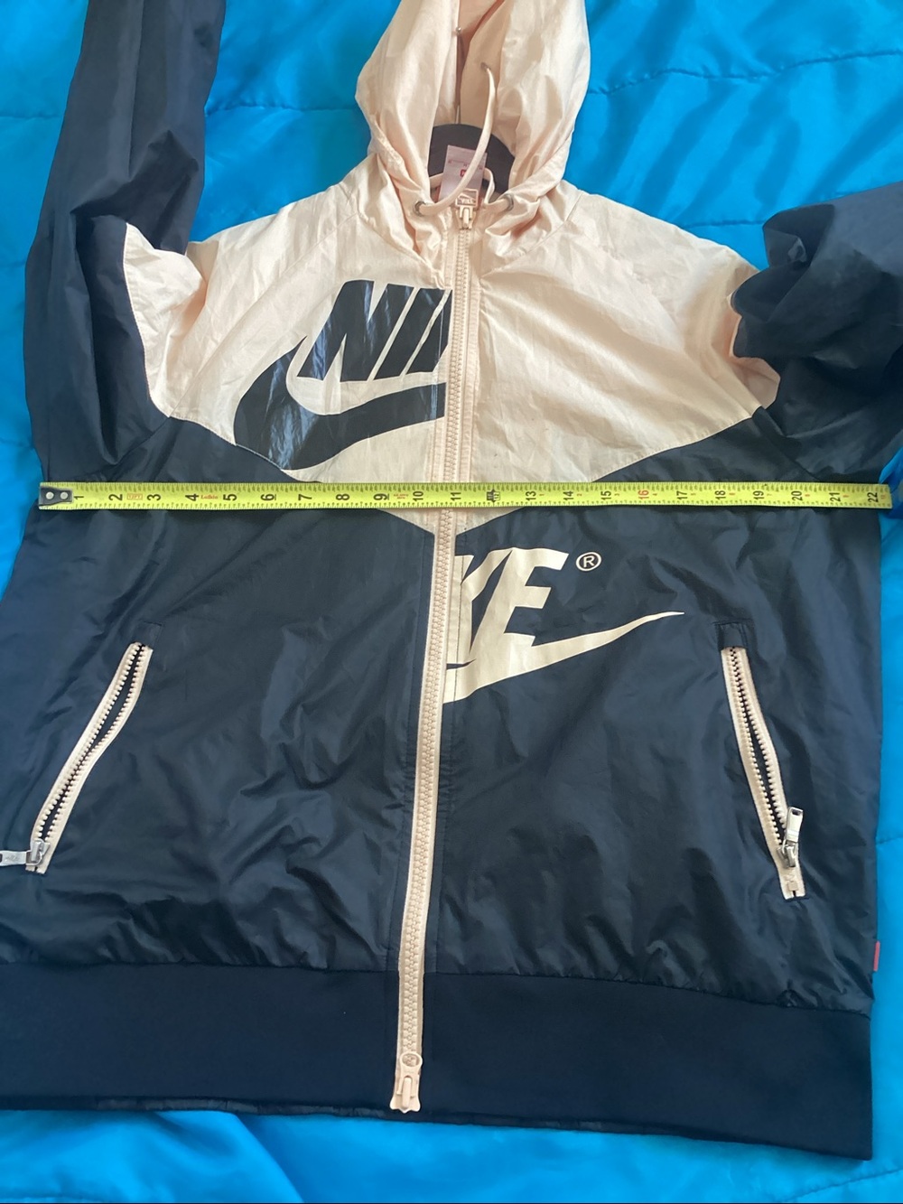 Nike Windrunner jacket - Picture 6 of 7